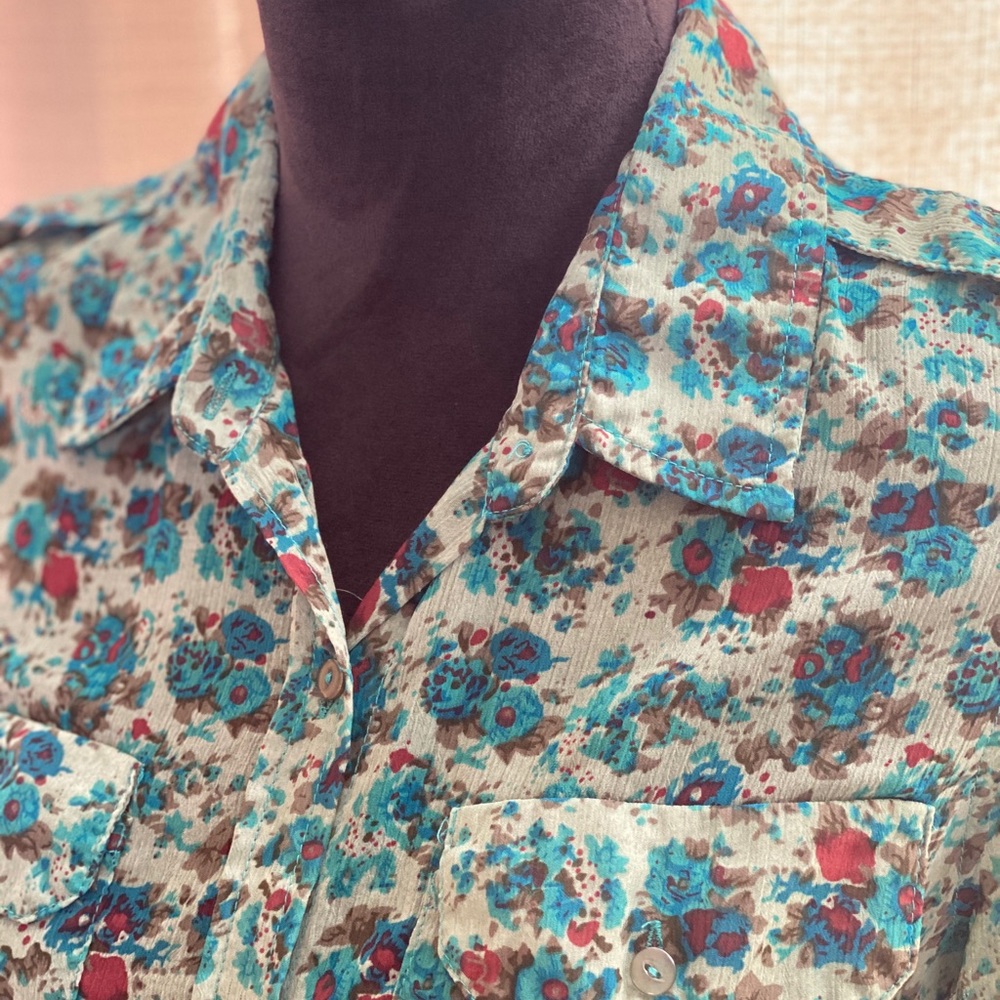 CORPUS-Urban Outfitters Foral Blouse (M)